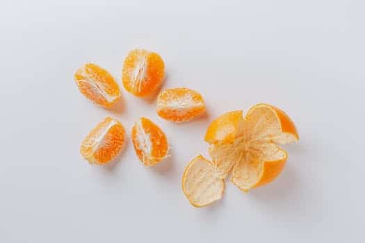 Peeled fresh juicy ripe slices of mandarin